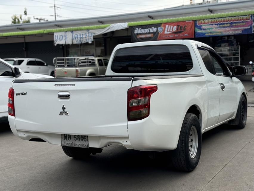 MITSUBISHI TRITON 2.5 GLX MEGA CAB 15