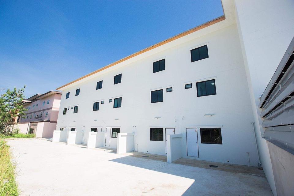 ให้เช่าอาคารพาณิชย์ 3 ชั้น พื้นที่ 200 ตรม. 25,000.-/เดือน ทำเลดี ตอบโจทย์ทุกธุรกิจ! ✨ 4