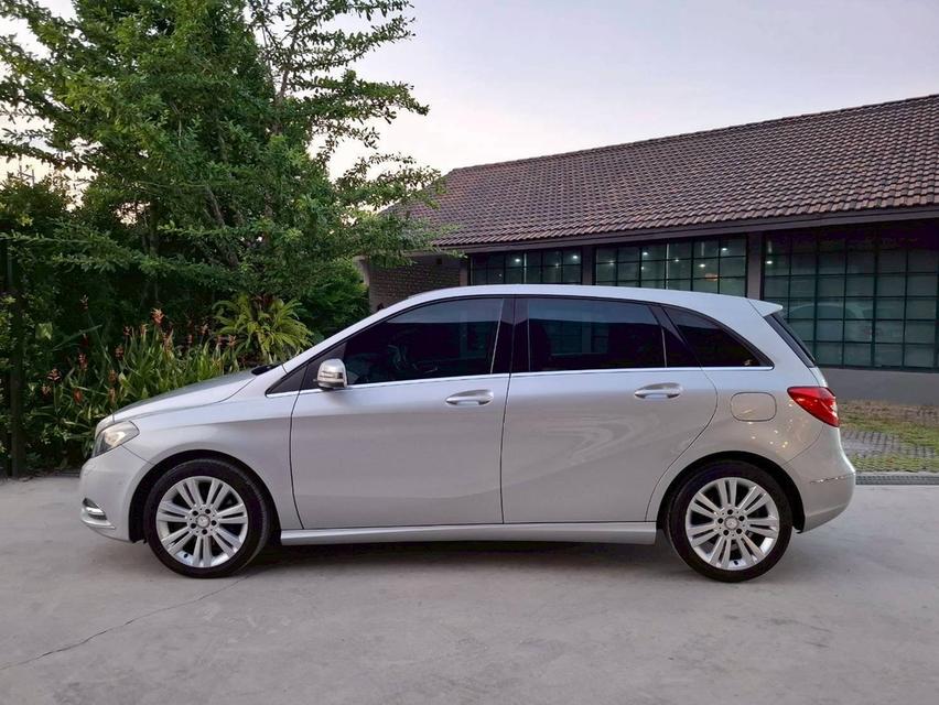 รหัสรถ KN8119 BENZ B-CLASS W246 B200 ปี2015
