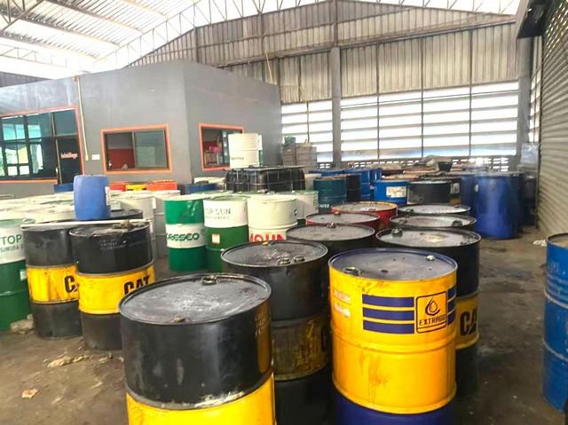 ขายโรงงานน้ำมันพนัสนิคมชลบุรี ขายที่ดินพร้อมสิ่งปลูกสร้างพนัสนืตม เนื้อที่ 5-1-68 ไร่(โฉนด 9 ใบพื้นที่เดียวกัน) มีใบอนุญ 1