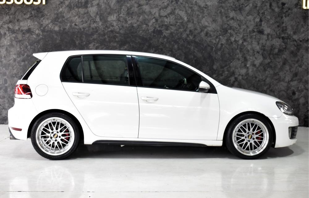 รหัสรถ JRS6605 Volkwagen Golf GTI 7