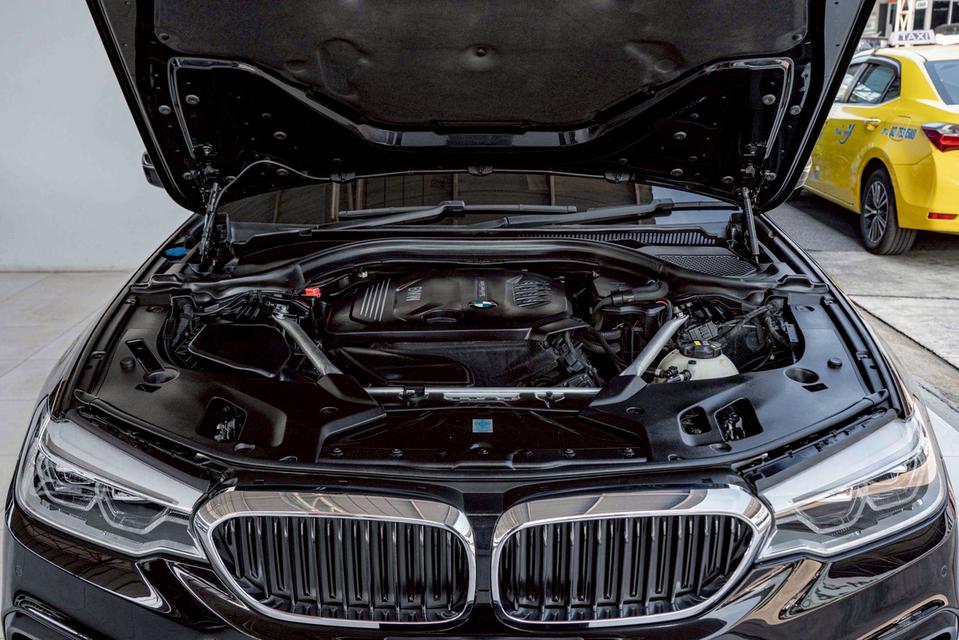 รหัสรถ NP2355 รุ่นรถ : BMW 520d M SPORTปีรถ : 2020 รูปที่ 17