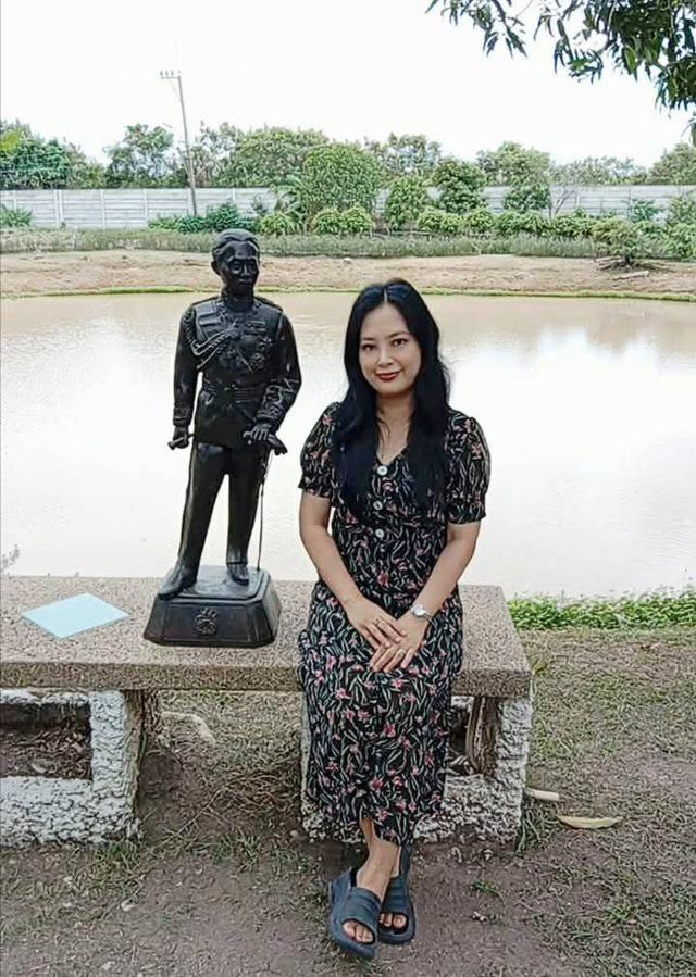 718.พระบรมรูปหล่อในหลวงรัชกาลที่ 5 พระบาทสมเด็จพระปรมินทรมหาจุฬาลงกรณ์ พระจุลจอมเกล้าเจ้าอยู่หัว ประทับยืน (องค์ใหญ่)