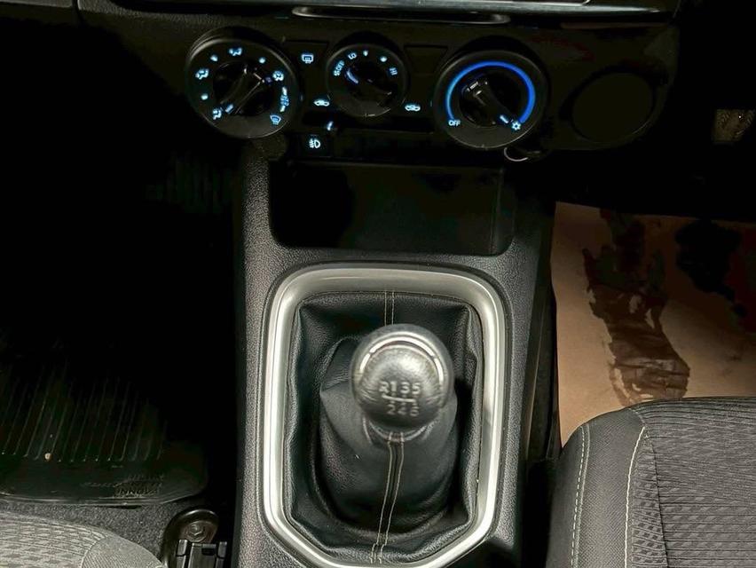 TOYOTA  REVO SMARTCAB Z EDICTION MID เครื่อง2.4cc. เกียร์ธรรมดา ปี 2023  4