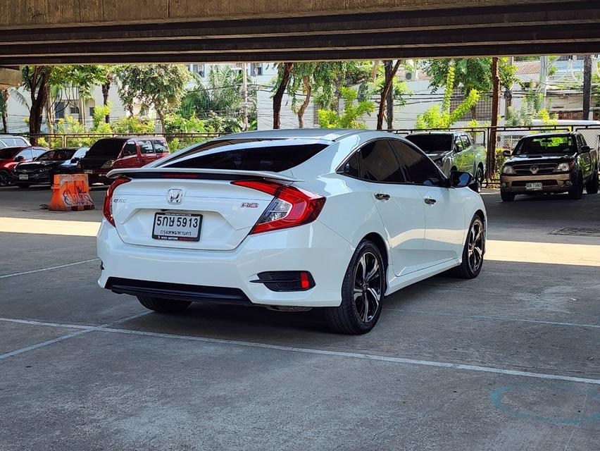 ขายรถ Honda Civic 1.5 Turbo RS ปี 2017 สีขาว เกียร์ออโต้ 4