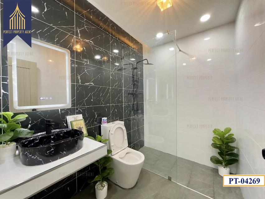 ขายทาวน์เฮ้าส์ตกแต่งใหม่ทั้งหลัง สยามคันทรีคลับ ชัยพรวิถี พร้อมเข้าอยู่ 12