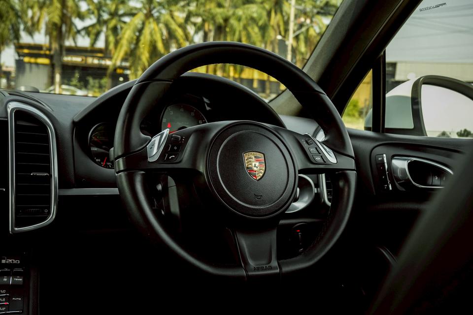 รหัสรถ CBL7569 PORSCHE CAYENNE 3.0 S Hybrid 4WD AT 2014 รูปที่ 16