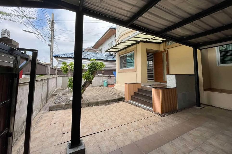 ขายบ้านเดี่ยว 2 ชั้นรวมเฟอร์นิเจอร์ ซอยคุ้มเกล้า 60 ลาดกระบัง 16