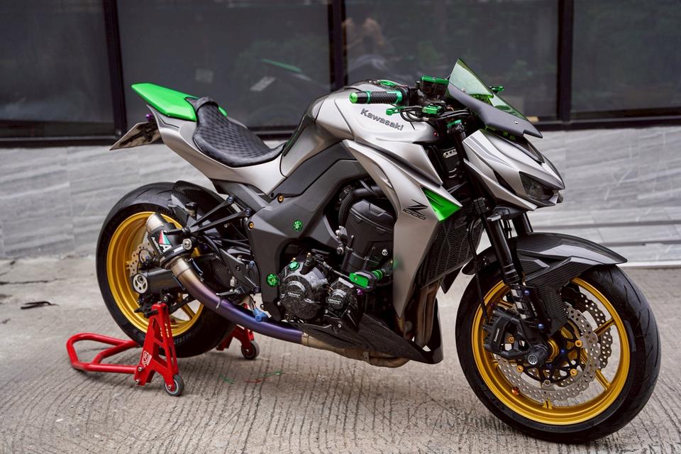 Z1000