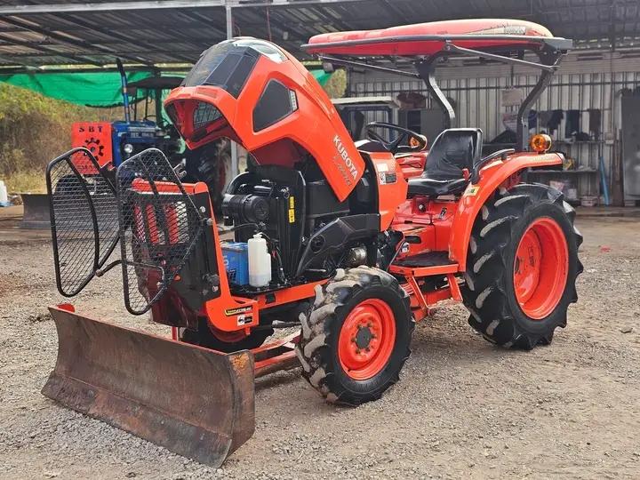 พร้อมขายรถไถ Kubota 2