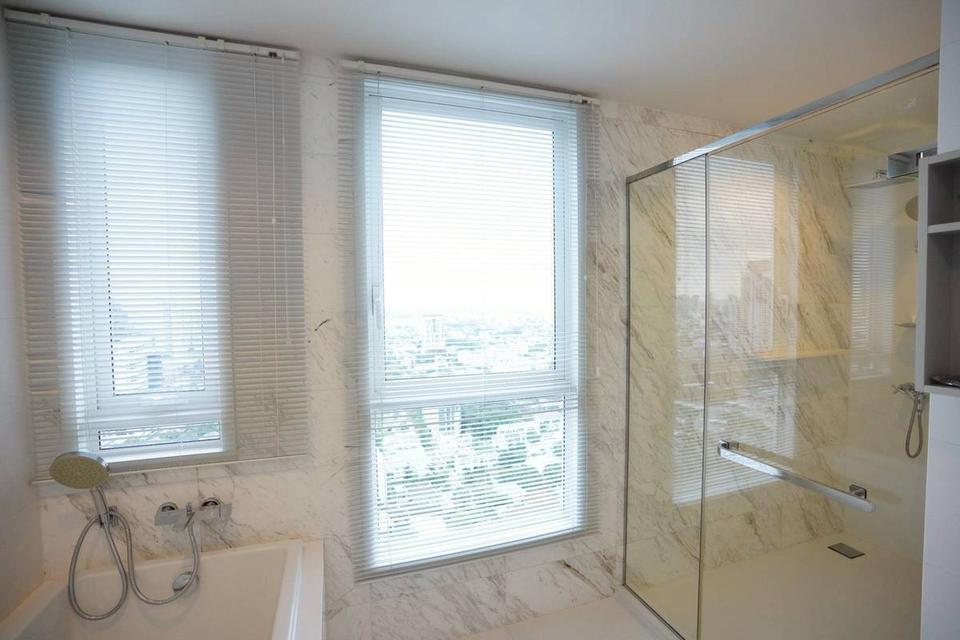 Sale / Rent​ Luxury condo HQ Sukhumvit 55. 20