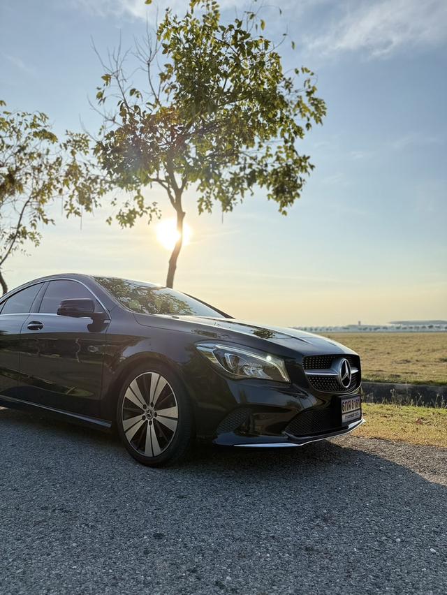 Benz CLA200 1.6 w117 (urban sedan) สภาพดี ไม่มีเฉี่ยวชน ไม่เคยลงน้ำ ขายเอง รถที่บ้าน ไมล์ไม่เยอะ 4