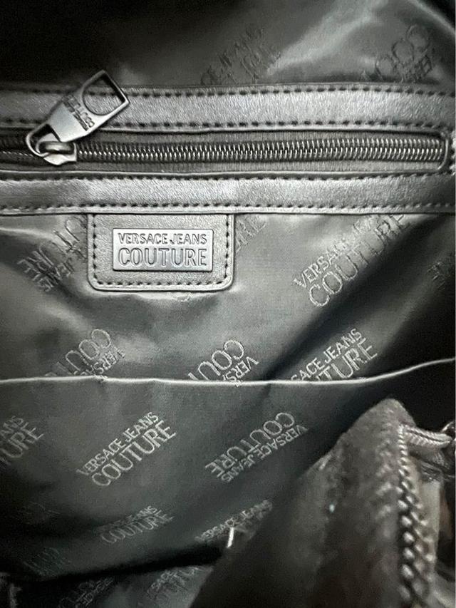 กระเป๋าสะพาย Versace ของแท้ สภาพดี 2