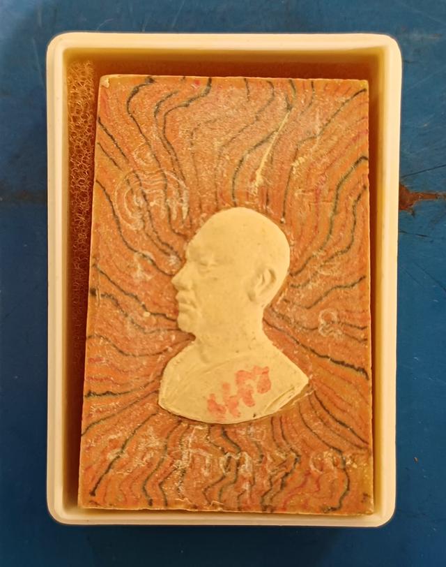 พระสมเด็จฐานสิงห์หลวงพ่อแพ รุ่นย้อนยุค ปี 2539 เนื้อผงลาย วัดพิกุลทอง จ.สิงห์บุรี รูปที่ 3