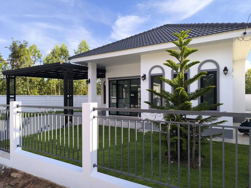 บ้านเดี่ยวสไตล์เรียบหรู สไตล์คอนเทมโพรารี่ 3