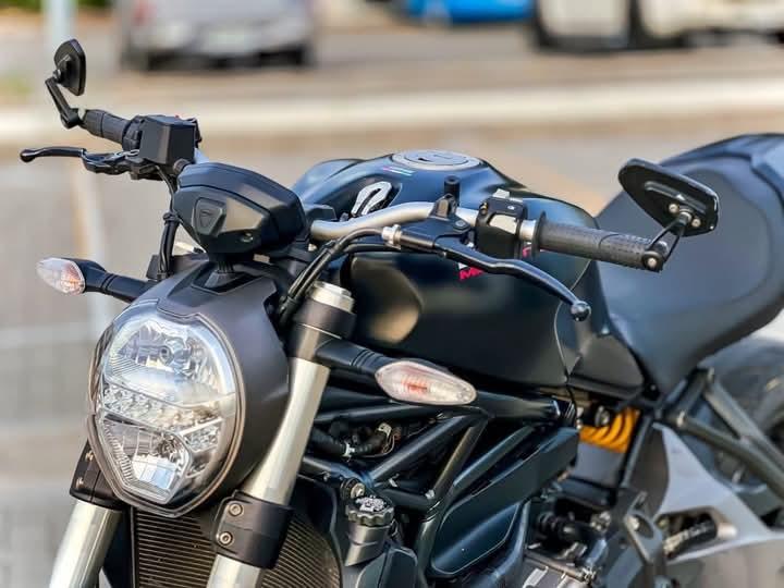 Ducati Monster 821 ปี 2019 8