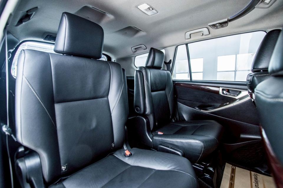  TOYOTA INNOVA 2.8 V CRYSTA 2018  10