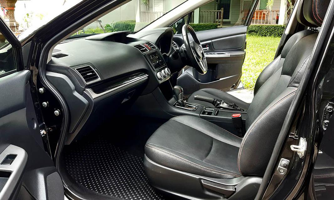 2016 Subaru XV 2.0i 4WD สีดำ 5