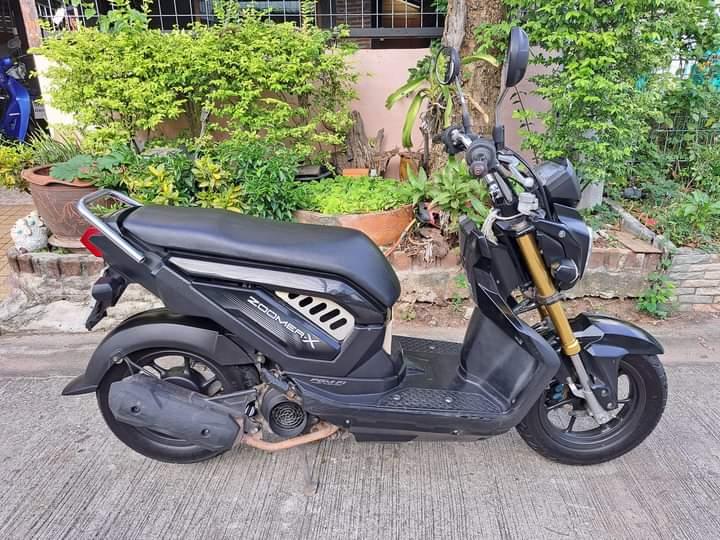 Honda zoomerx black  2