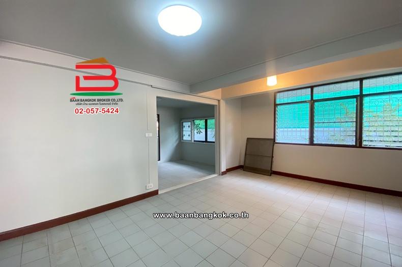 ให้เช่า บ้านเดี่ยว เนื้อที่ 117 ตร.ว. สวนพงษ์เพชร ซอย 2 (ซอยแจ้งวัฒนะ 43) ถนนแจ้งวัฒนะ ตำบลคลองเกลือ อำเภอปากเกร็ด นนทบุรี 7