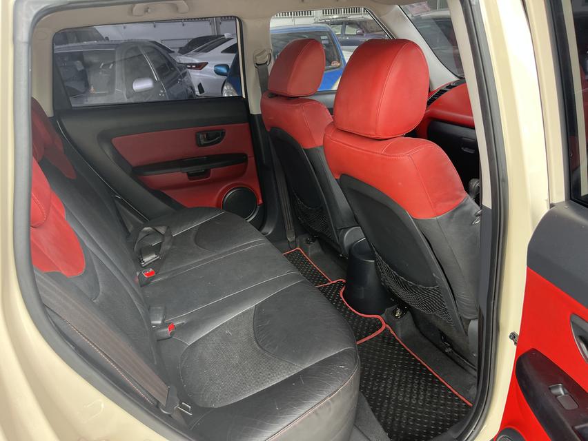 2011 Kia soul1.6 at 10