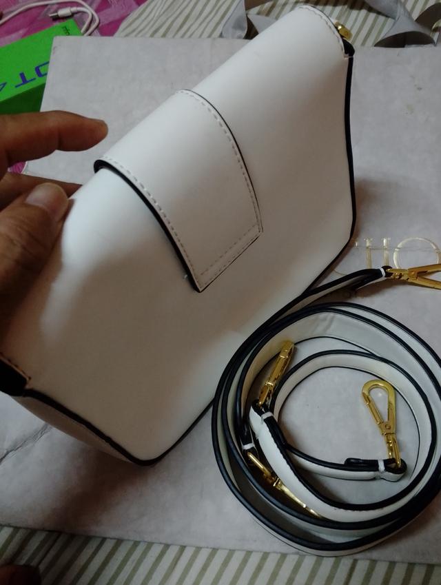 กระเป๋าสะพายข้างFendi 3