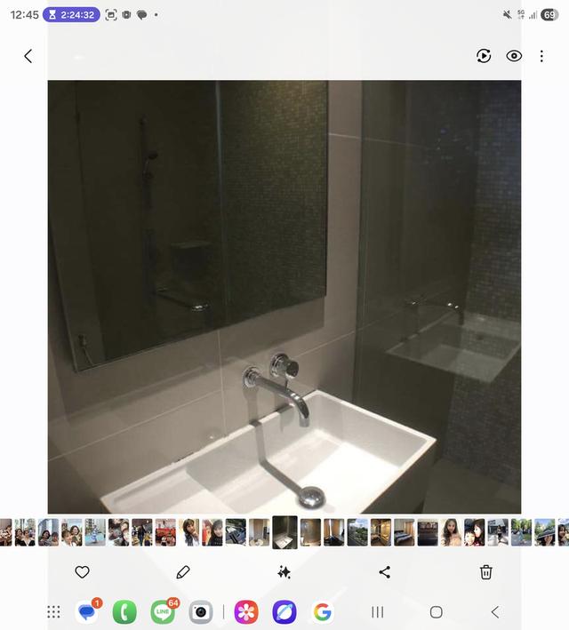 Beautiful modern-style condo in excellent condition, offered at a special rental price because the owner has multiple units and prefers renting it out 2