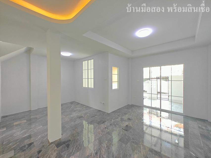 คัทลียาวิลล์ ลำลูกกา รูปย่อยที่ 5