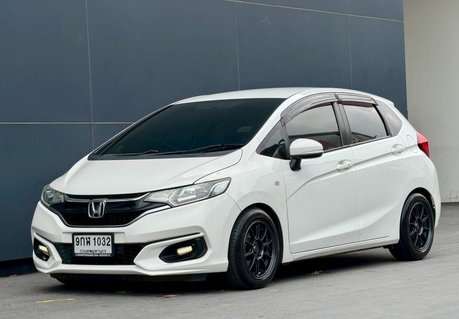 ปี 2020 HONDA JAZZ, 1.5 V i-VTEC  มือเดียวป้ายแดง