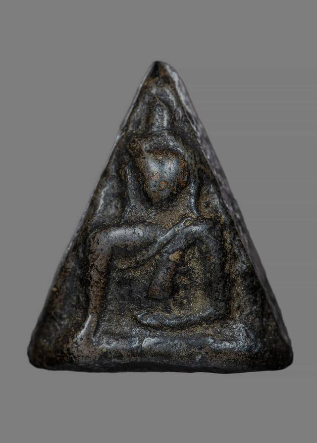 พระนางพญาเนื้อดำ ให้เช่าค่ะ รูปย่อยที่ 1