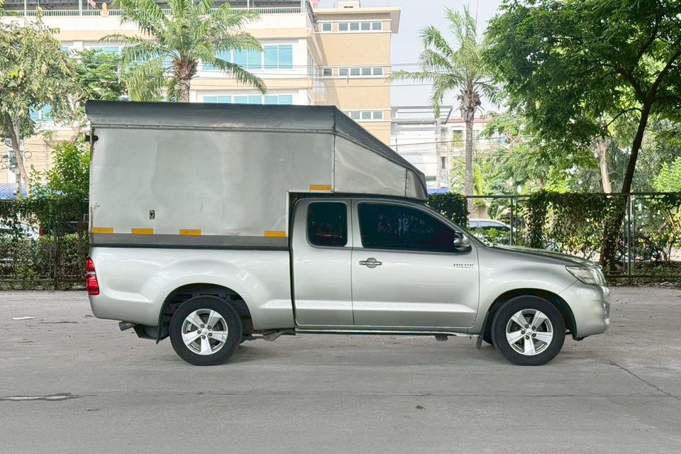 Toyota Hilux Vigo Champ Smart Cab 2.7 J LPG MT ปี 2011 รถสวยมือเดียว