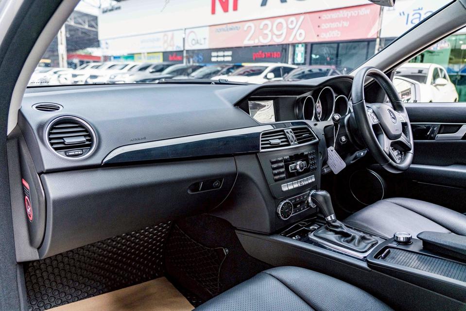 รหัสรถ NP9855 รุ่นรถ : BENZ C200 CGI ELEGANCEปีรถ : 2013 10