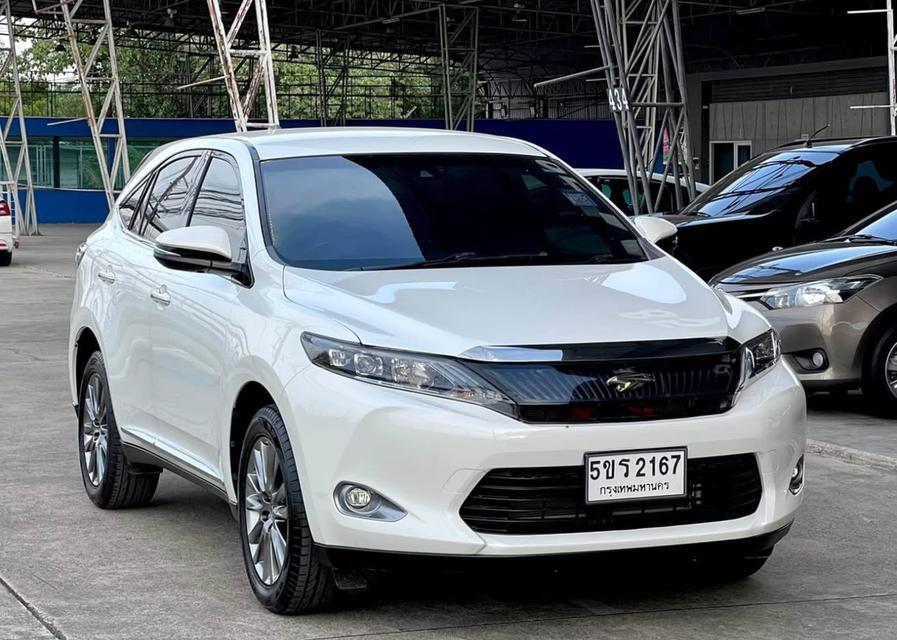 TOYOTA HARRIER ปี 2015 รถมือสองสภาพสวย 2