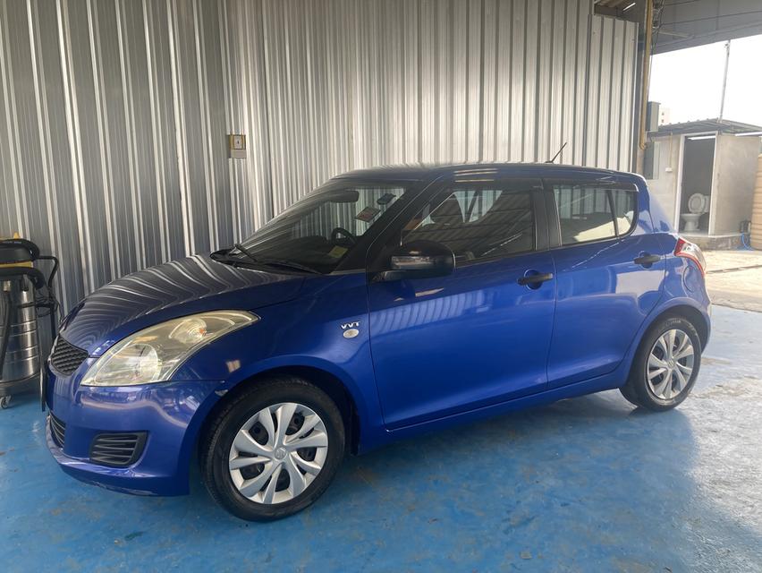 Suzuki swift 2013 GA Manual เกียร์ธรรมดา มือเดียว ไม่เคยชน ไม่เคยทำสี สภาพเดิม ใช้คนเดียว 2