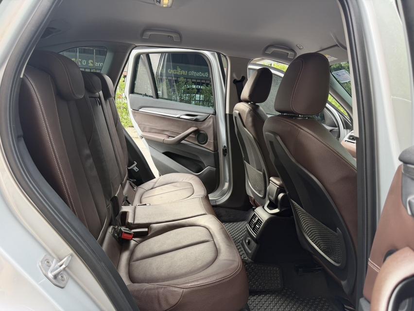 (แจ้วรหัสรถ AP6824) BMW X1 SDrive 1.8i  xLINE  ปี2017 รูปที่ 10