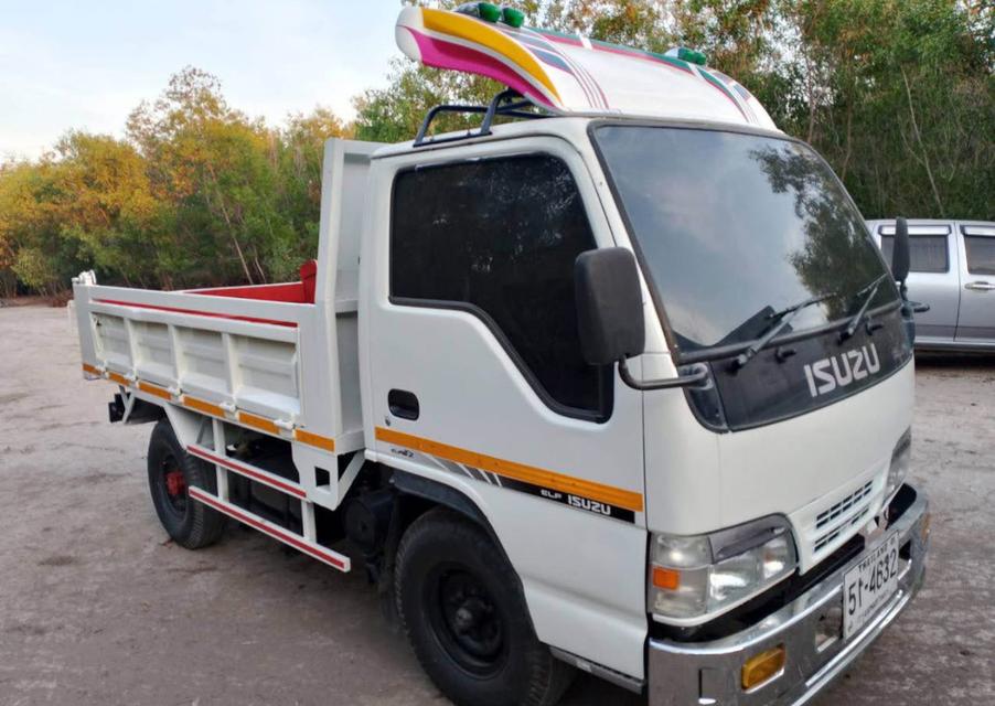 Isuzu NKR 4 ล้อดั้มพ์ ปี 1995