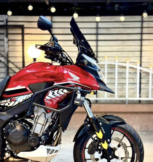 Honda CB500X สีแดงดำ 3