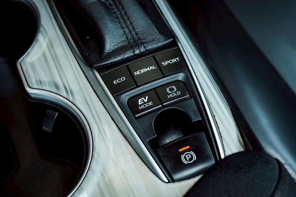 รหัสรถ CBL6570 TOYOTA CAMRY 2.5 Hybrid Premium AT 2019 รูปที่ 15