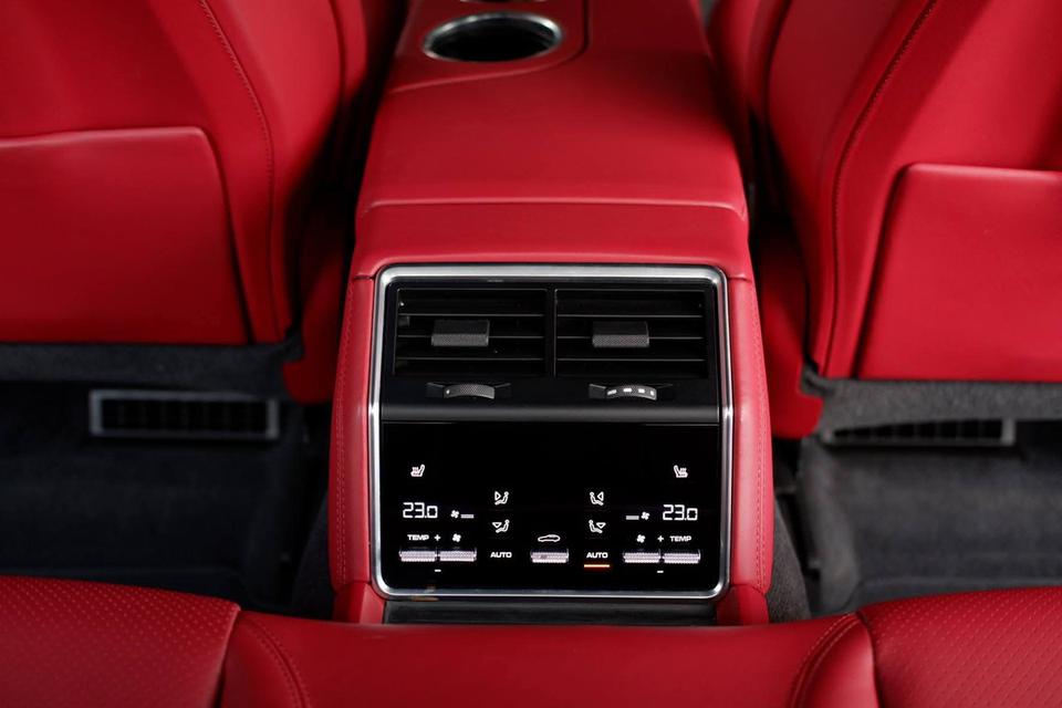 Porsche Panamera 4 E-Hybrid Platinum Edition āļĢāļđāļāļāļĩāđ 6