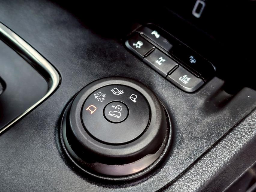 รหัสรถ CBLX8099 🏞️FORD EVEREST 2.0 Bi-TURBO TITANIUM+ 4WD ปี 2019 🏞️ 14