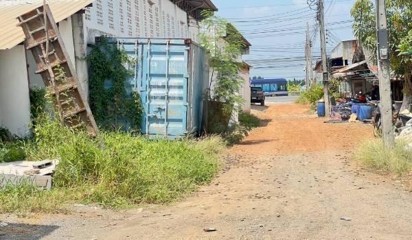 [ขายด่วน] โกดัง 200 ตร.ว. ซ.สุวินทวงศ์ 82/3  ห่างจากถนนใหญ่ เพียง 100 เมตรโครงสร้างเหล็ก ถมสูงกว่าถนน 1 เมตร 3