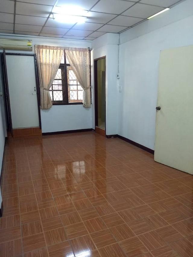 ประกาศ ให้เช่าบ้านทาวน์เฮ้าส์ 2 ชั้น ซอยอ่อนนุช 48 9