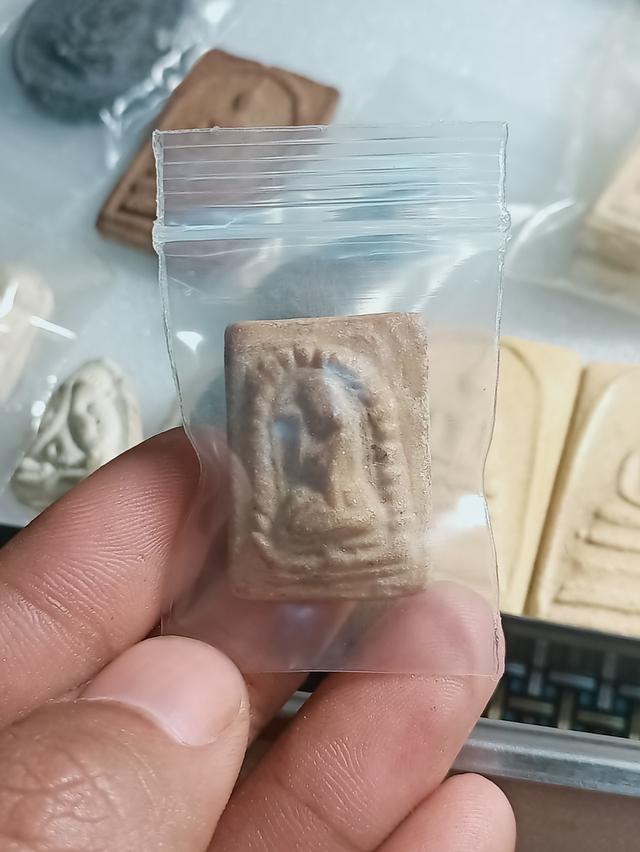 พระเครื่อง นางขวักหลวงพ่อกวยวัดโพธิ์สิธาราม