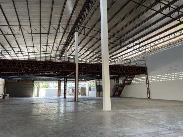 ให้เช่าโกดังพร้อมออฟฟิศ เนื้อที่ 1 ไร่ ถนนอ่อนนุช ถนนศรีนครินทร์ ถนนพัฒนาการตัดใหม่ ซอยอ่อนนุช 66 เหมาะใช้เป็นคลังสินค้า ศูนย์จัดส่งค้าออนไลน์ 2