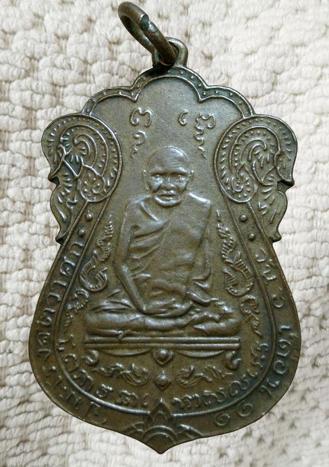 พระเก่าของ ตา ยาย มีเก็บๆใว้ สนใจเช่าทักมานะค่ะ