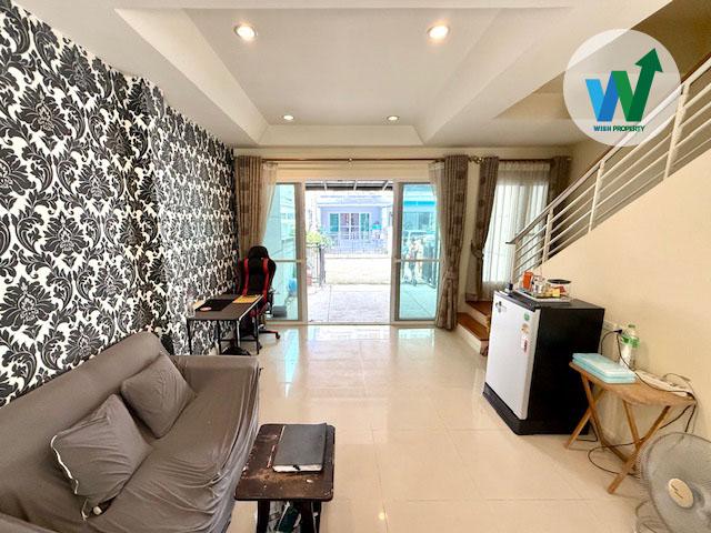 ขายบ้านใกล้รถไฟฟ้า MRT บ้านกลางเมือง เออร์บาเนี่ยน ศรีนครินทร์ 46/1 หลังมุม พื้นที่กว้าง ทำเลดี ติดถนนใหญ่ เดินทางสะดวก 3