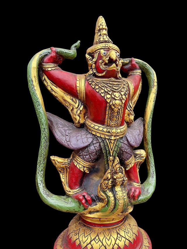 พญาครุฑยุดนาค ครุฑยุดนาค สุบรรณยุดนาค องค์ตั้งโต๊ะบูชา