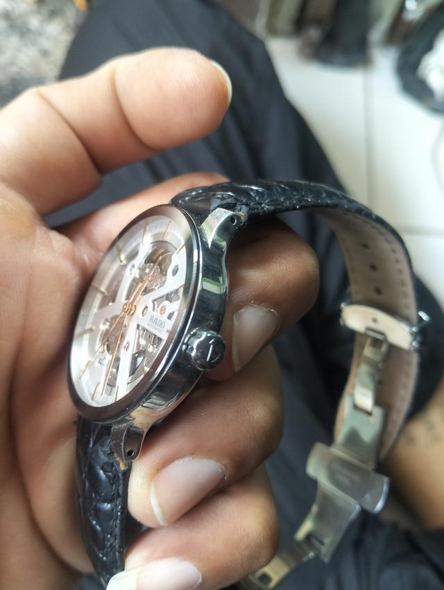 ราโด้มือสองราคาถุกสนใจ0647728504