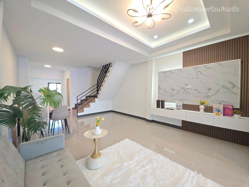 หมู่บ้านรุ่งนภา ร่มเกล้า 16 4