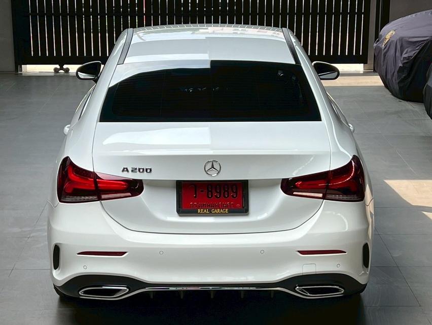 Mercedes-Benz A200 AMG Dynamic Sedan 12